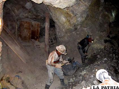 La actividad minera en Potosí consume bastante agua /Ilustrativa