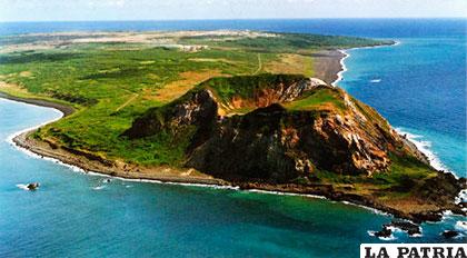 El Iwo Jima con una de sus erupciones provocaría un tsunami de unos 25 metros de altura