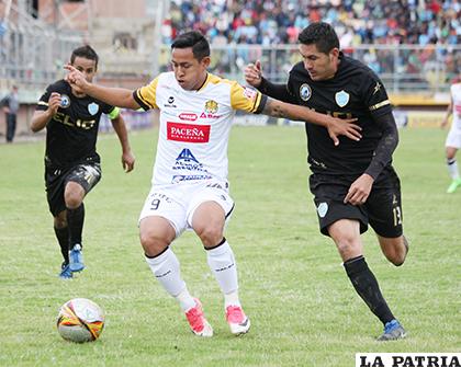 Aurora ganó 2-0 la última vez que jugaron en Cochabamba el 28/01/2018 /APG
