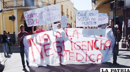 Protestas en 2014 contra la negligencia médica (Foto Archivo) /ANF