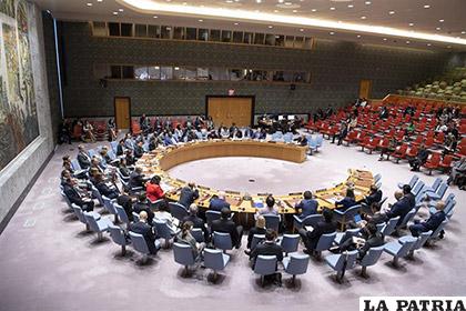 Fotografía cedida por la ONU donde aparecen los miembros del pleno del Consejo de Seguridad /Impacto Latino