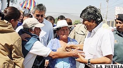 Morales durante el acto de entrega de un centro de salud en Cochabamba /ABI