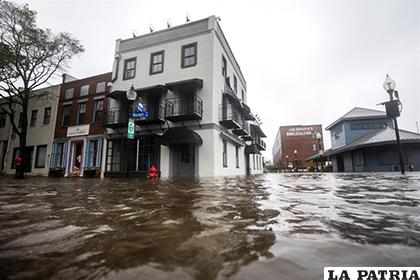 El paso del huracán Florence ocasionó serios daños/ La Prensa Latina