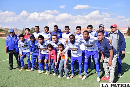 Deportivo Escara tiene la posibilidad de pelear por el título del presente torneo /ARCHIVO LA PATRIA
