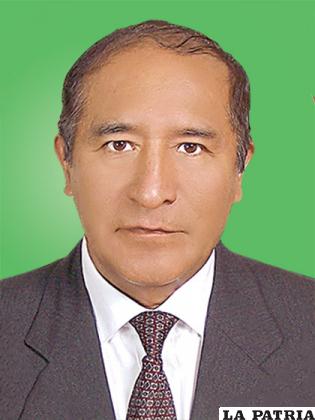 Dr. Jacinto Edgar Torrelio Salazar - ADMINISTRADOR DE LA CAJA NACIONAL DE SALUD REGIONAL ORURO