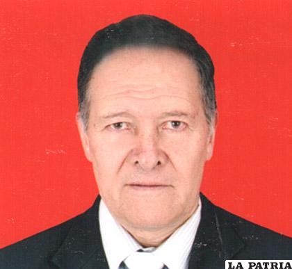 Willy Salinas Siles, médico especializado en las distintas afecciones pulmonares