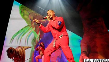J Balvin, es un cantante colombiano de reggaetón y música urbana /servidornoticias.com
