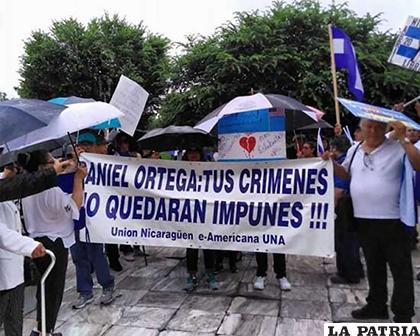 Nicaragüenses exigen la renuncia del presidente Daniel Ortega/ Proceso Digital