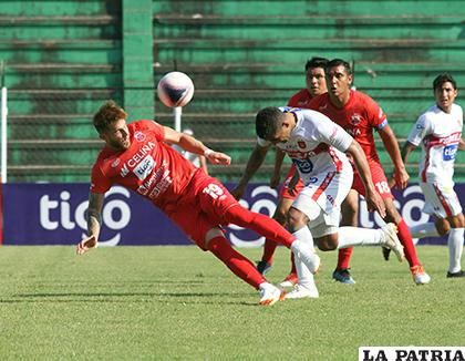 La acción del compromiso que se disputó este lunes en el estadio 