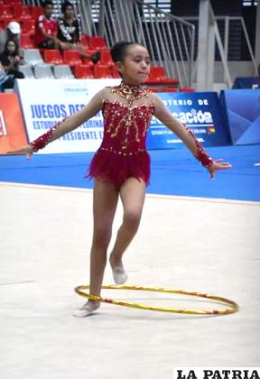 Leydi Saucedo en competencia / cortesía Sedede
