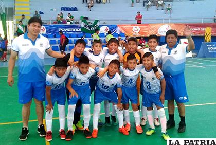 El equipo del futsal del colegio Ignacio León / cortesía Sedede