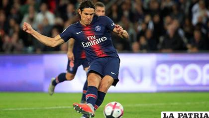 Edinson Cavani anotó el primero del PSG que venció 4-1 al Reims/abc.es