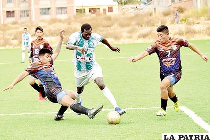 Sur-Car pudo vencer a Deportivo Kala con un buen juego /LA PATRIA
