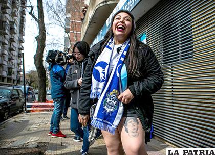El fanatismo por Maradona en Argentina genera ganancias para el 
