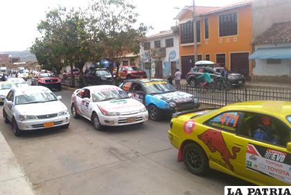 Los orureños dijeron presente en Punata, Aiquile y Sucre /cortesía Arturo Vargas