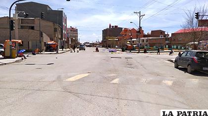 Varias calles fueron bloqueadas por los vecinos, incluso algunas avenidas principales como la Tacna /LA PATRIA