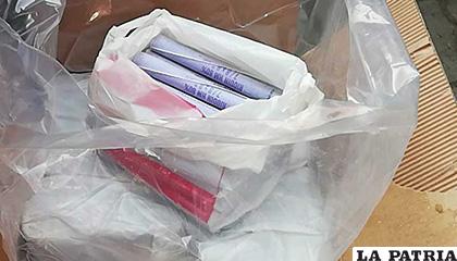 Parte de los más de 2 mil cartuchos de dinamita que fueron confiscados /ERBOL