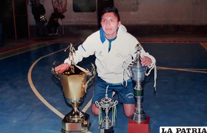 A lo largo de su carrera deportiva logró varios trofeos y medallas