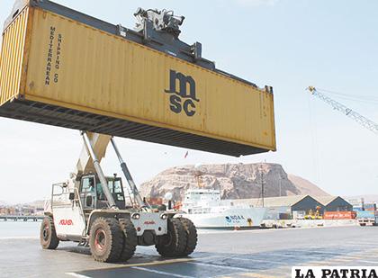 Transportistas reclaman contra un nuevo paro en el puerto de Arica
