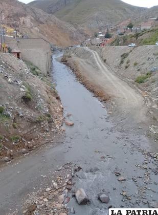 Río de Huanuni se encuentra completamente contaminado /LA PATRIA