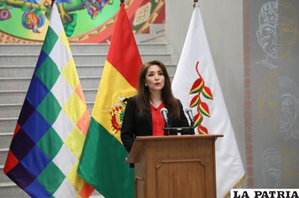 Isabel Fernández durante la conferencia de prensa /ABI
