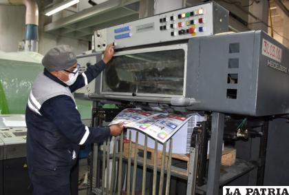 Se dio inicio a la impresión de las papeletas de voto para las elecciones del 18 de octubre /ABI