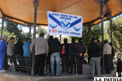 Surgen críticas de parte de la hinchada hacia los socios por su pasividad /archivo LA PATRIA