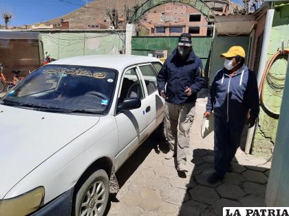 El vehículo fue entregado ayer en oficinas de Diprove /LA PATRIA
