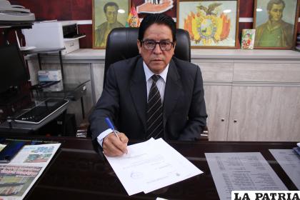 Administrador de la CNS Oruro, Johnny Bohórquez /LA PATRIA