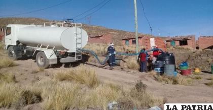 Desde la siguiente semana se enviará agua en cisternas para consumo humano /GAD-ORU