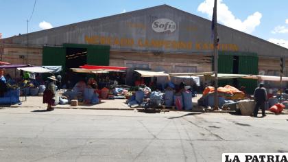 El reclamo radica en impedir el ingreso al centro del mercado /LA PATRIA