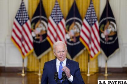 El presidente Joe Biden habla sobre temas económicos en la Sala Este de la Casa Blanca /AP Foto /Evan Vucci