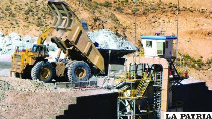 El ejemplo de mina San Cristóbal, con incorporación tecnológica, es una muestra de las posibilidades de mejorar la producción minera