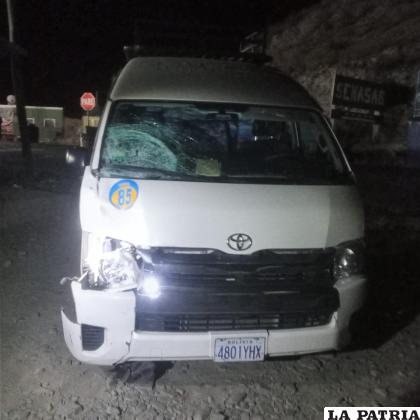 El motorizado terminó con daños materiales /TRÁNSITO