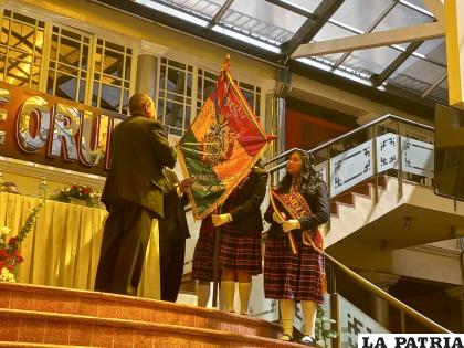 Recibieron una serie de condecoraciones por sus 100 años 
/LA PATRIA
