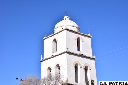 Las iglesias coloniales de Carangas se tornan en un atractivo turístico ineludible
