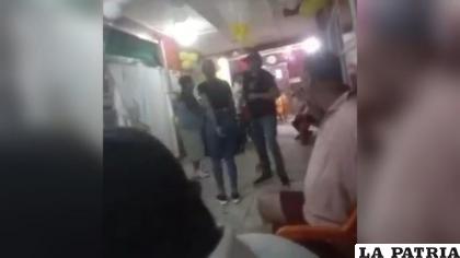Imagen de la fiesta en el interior del penal de Palmasola /Captura de video