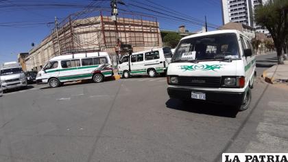 Transporte federado durante su bloqueo del jueves / LA PATRIA ARCHIVO
