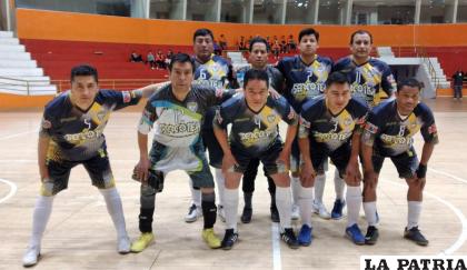 Buen comienzo de Independiente Pontejo en el nacional de futsal Sénior /FBF