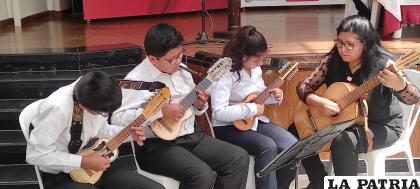 Estudiantes se preparan para el IV Festival Folklórico /SMC-GAMO