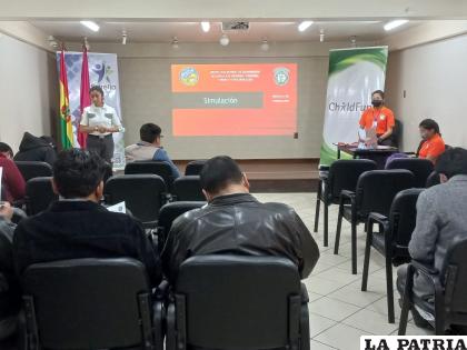 Ayer se capacitaron directores distritales de Educación /LA PATRIA
