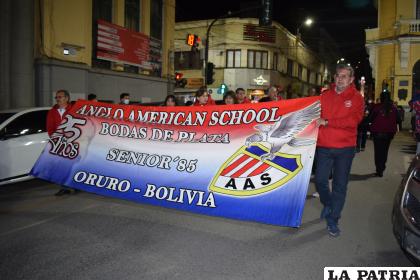 La Senior 85 participó del desfile de los ??anglistas? 