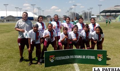 Buen inicio de torneo de la selección orureña Sub-15 /FBF
