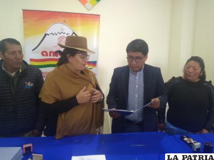 Ayer se firmó el convenio intergubernativo para hacer realidad este proyecto / LA PATRIA 