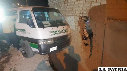 La fachada de la casa se vio afectada por el incidente /LA PATRIA