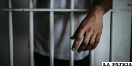 La justicia dispuso la prisión preventiva del docente /Referencial