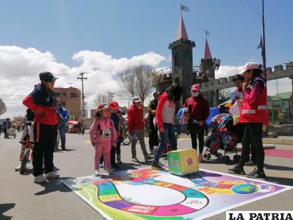 Actividades recreativas en el Parque ??El Dragón? en la zona Este de la ciudad/LA PATRIA