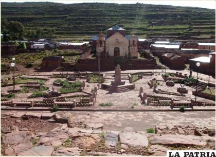  Mamitaplaza, la plaza de pura piedra /Mapio.net