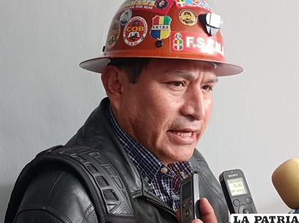 Senador Miguel Pérez plantea el cierre de la Brigada Parlamentaria /LA PATRIA 
