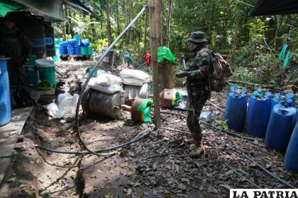 Efectivos policiales intervinieron la fábrica de droga /Ministerio de Gobierno
